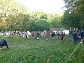 P1090414 Blick über den Platz