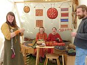 Silberknoten mit Besuch