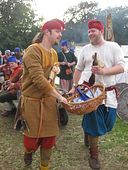 Die Br�utigamme m�ssen Sex-Toys verkaufen