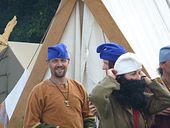 Alle bekommen Schlupfm�tzen 